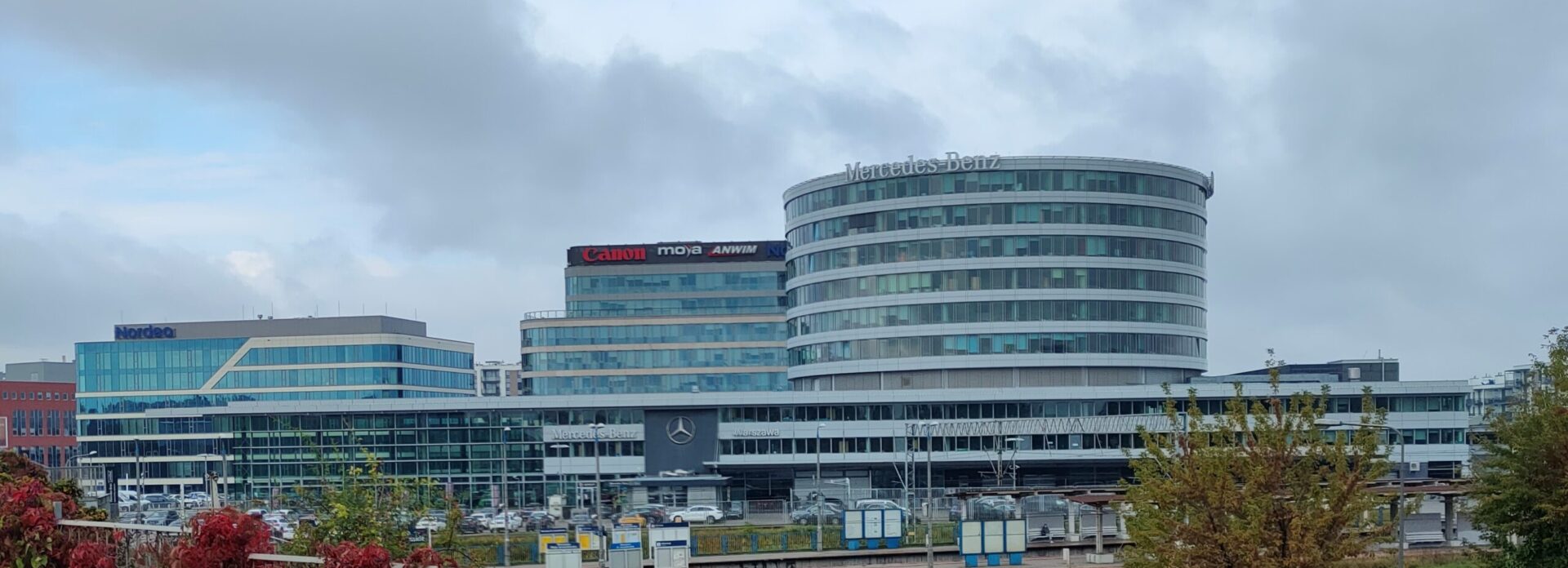 Mercedes-Benz HQ investment has been awarded a BREEAM In-Use certificate